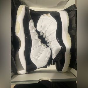 **SOLD** Air Jordan 11 DMP Gratitude